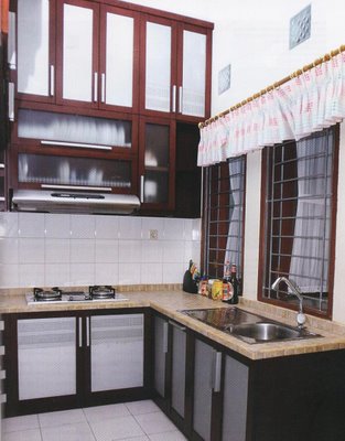 Desain Jendela Dapur on Of Pictures Of 20 Inspirasi Desain Kitchen Set Mungil Pelauts Com